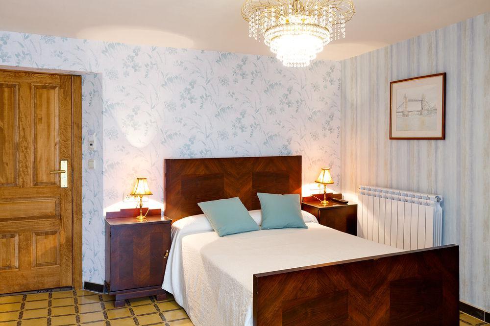Hotel Villa San Jorge Azanuy Ngoại thất bức ảnh