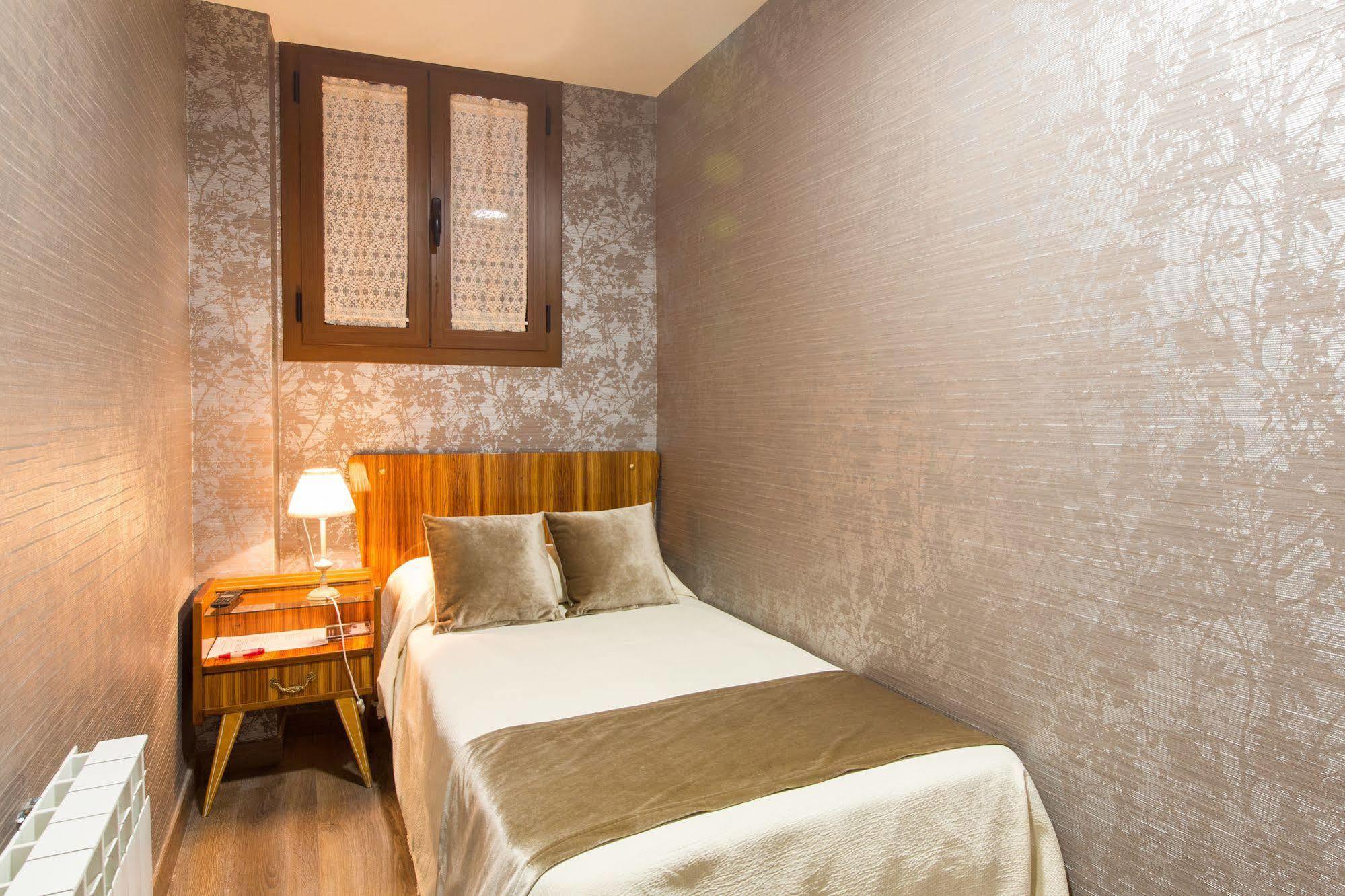 Hotel Villa San Jorge Azanuy Ngoại thất bức ảnh